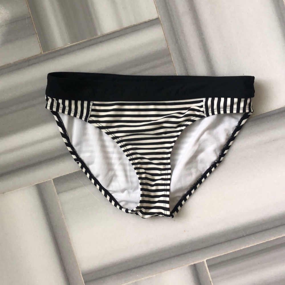 Athleta Black and White Bathing Suit Bottom
